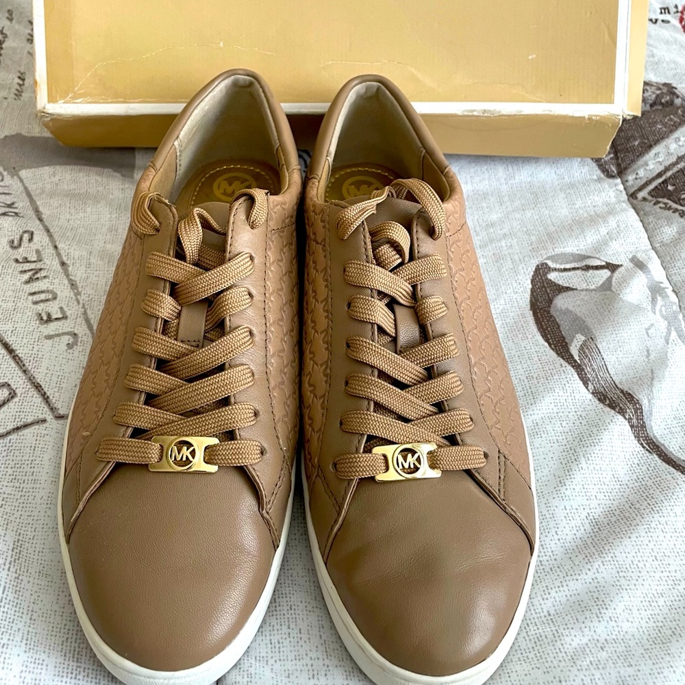 Michael Kors Sneakers size 8.5.
